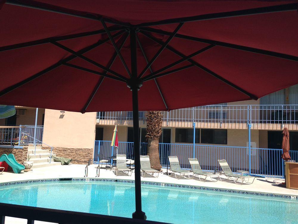 ديزيرت هوت سبرينغز Sandpiper Springs Retreat & Spa المظهر الخارجي الصورة